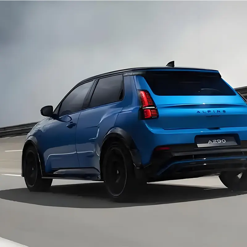 Por que os carros hatchback têm limpadores traseiros?